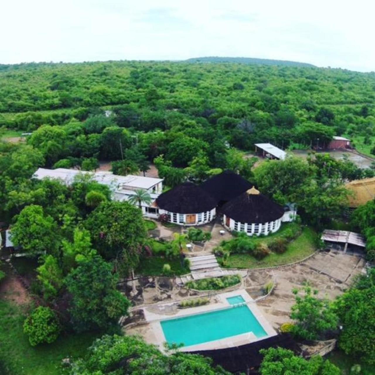 Musungwa Safari Lodge Shanjungu ภายนอก รูปภาพ