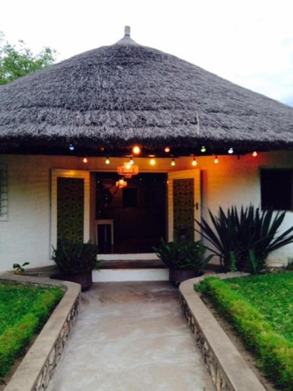 Musungwa Safari Lodge Shanjungu ภายนอก รูปภาพ
