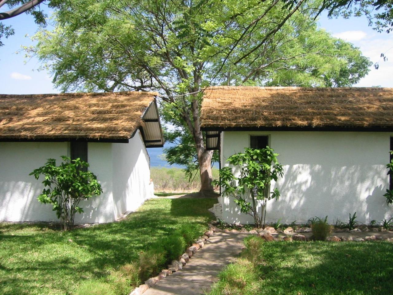 Musungwa Safari Lodge Shanjungu ภายนอก รูปภาพ